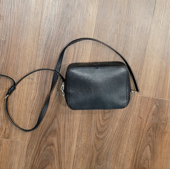 Kate spade genuine leather small size purse - Picture 2 of 5